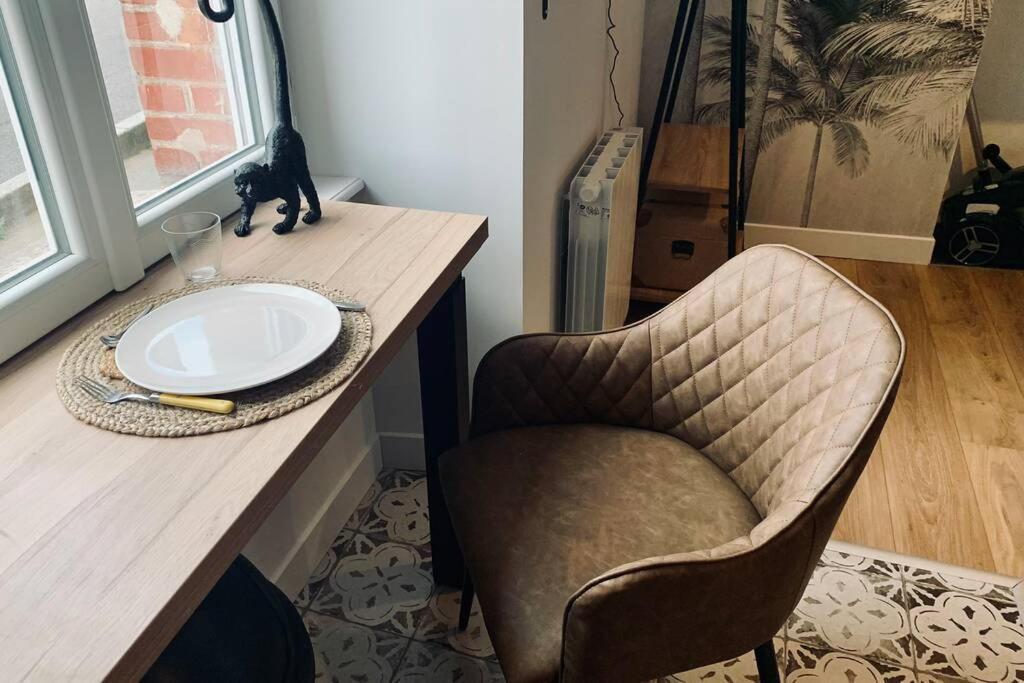 Le Travel, Studio Cosy Aux Pieds De La Gare Rennes Buitenkant foto
