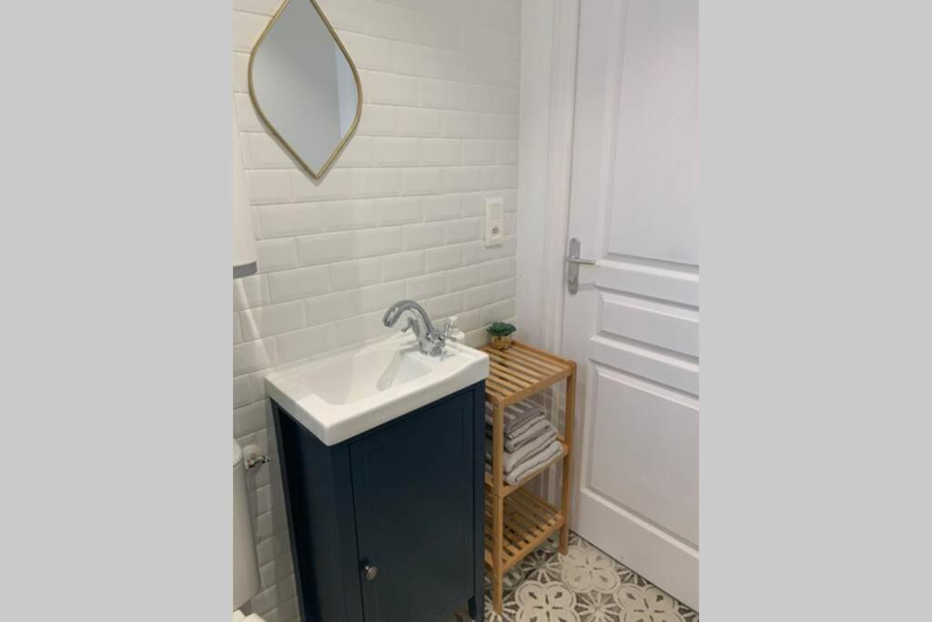 Le Travel, Studio Cosy Aux Pieds De La Gare Rennes Buitenkant foto